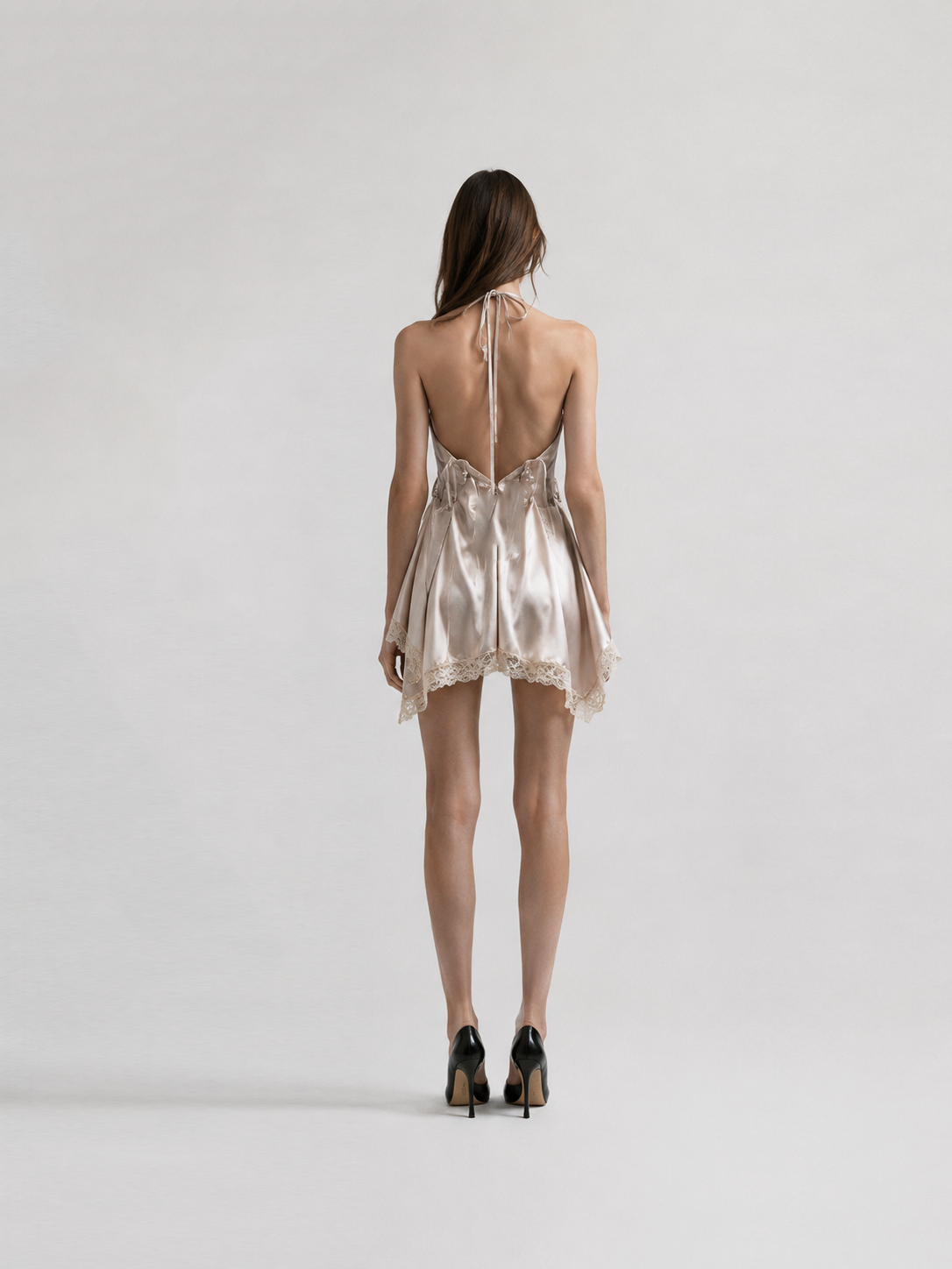 SATIN CRINKLE BODY_CHAMPAGN_LOOK_BACK.png