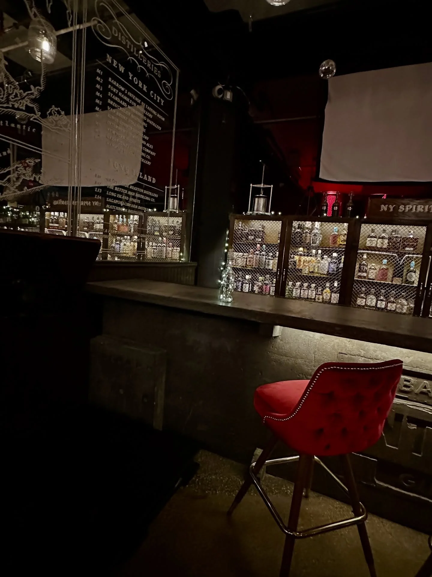 Such a fun reading last night at Industry City! Grabbed a few books from new writer friends&hellip;

✨ ⭐️

#writercommunity
#newrelease 
#thrillerbooks 
#scifibooks