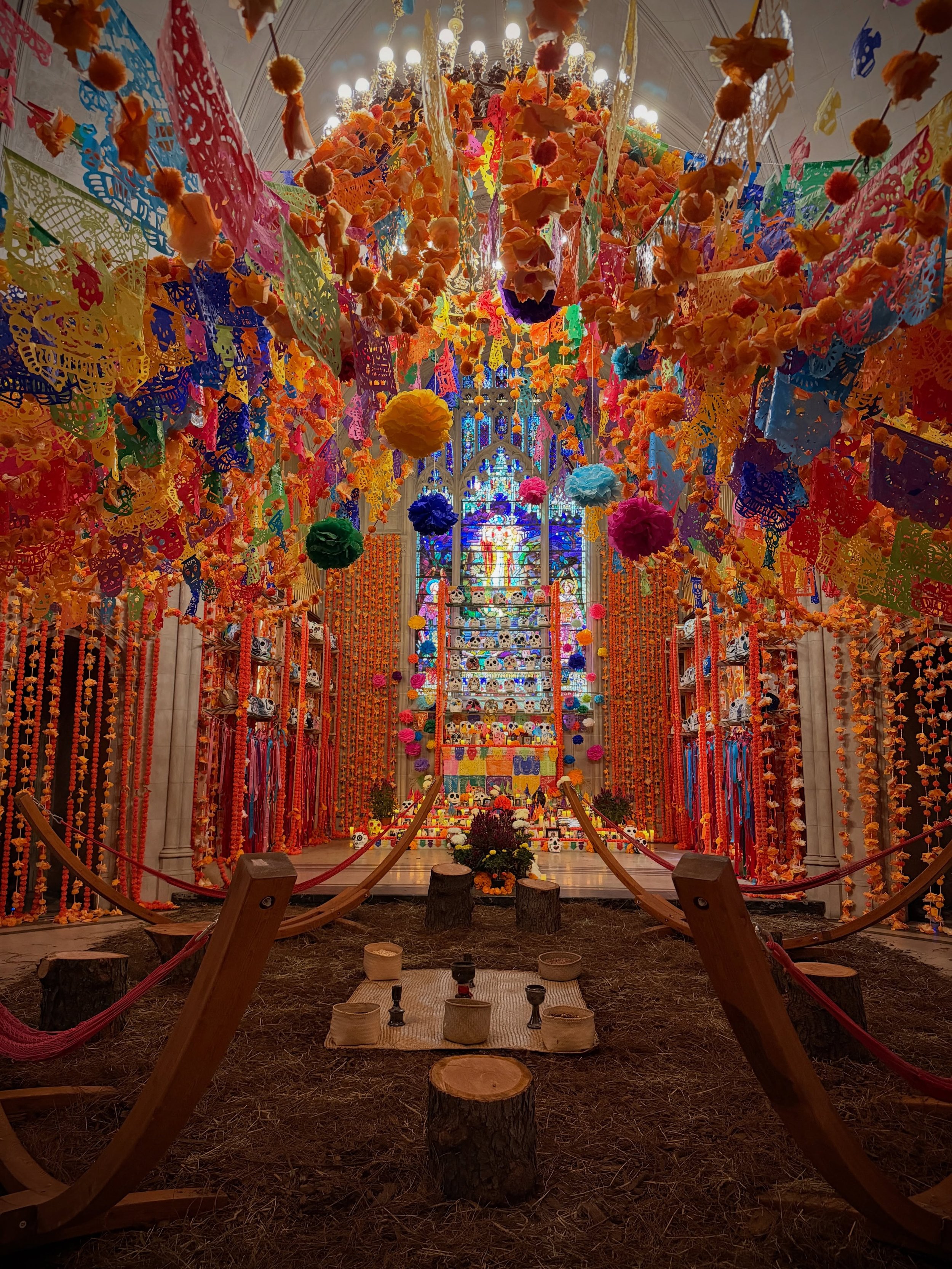 D&Iacute;A DE MUERTOS OFRENDA

LAURA ANDERSON BARBATA

@historicgreenwood