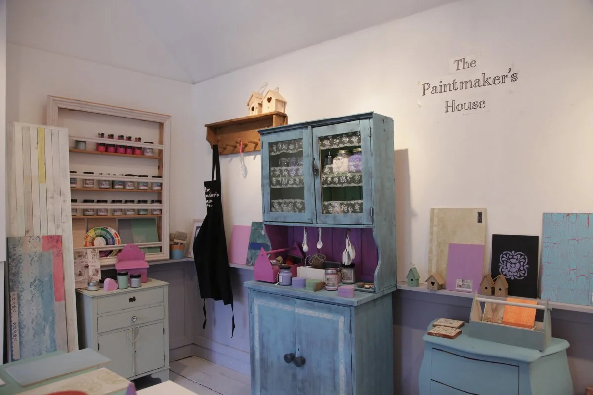 Upcycling Paintmakers House Workshops Upcycling .jpg