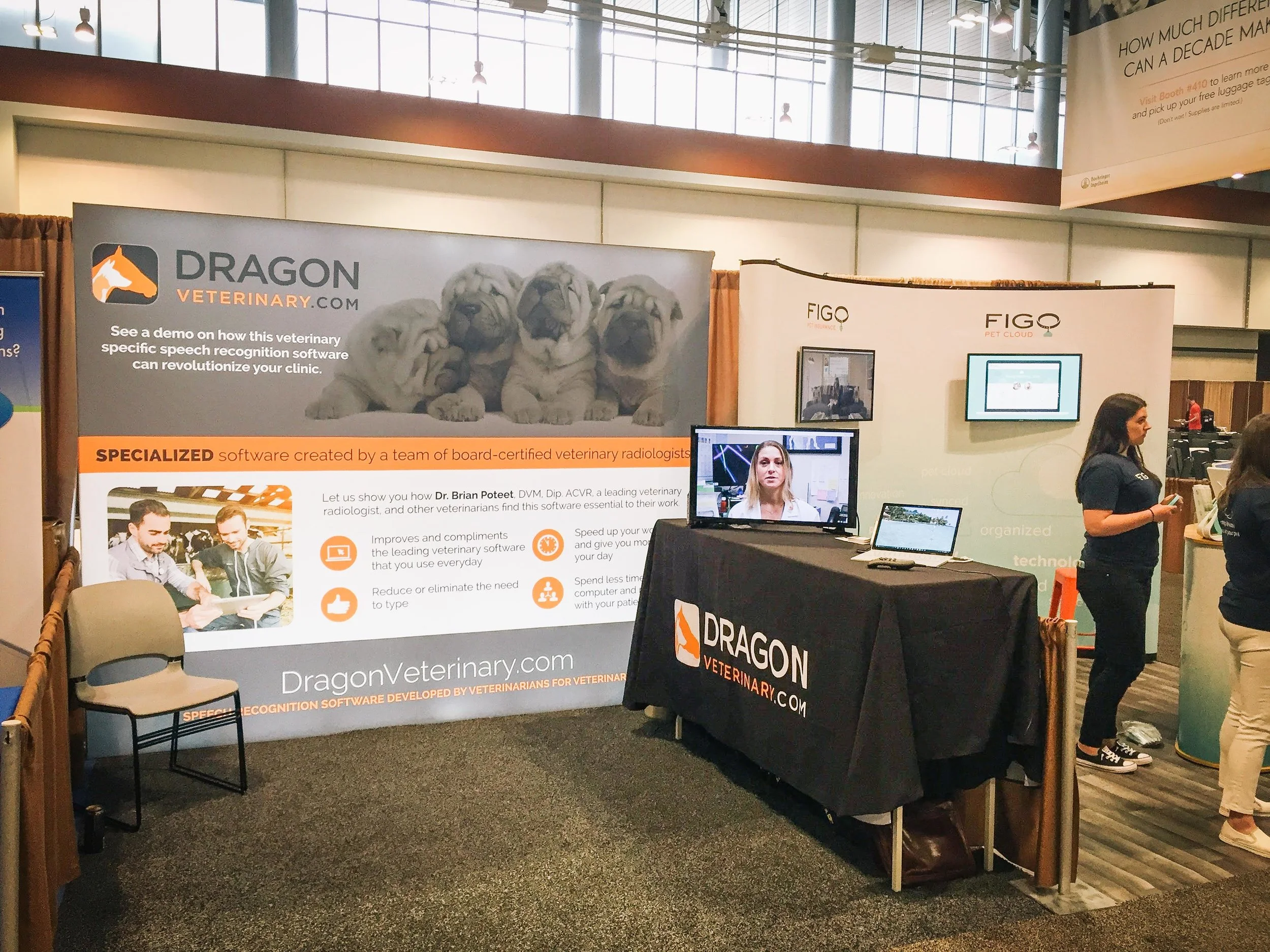 APVC Veterinary Conference Dragon Veterinary booth