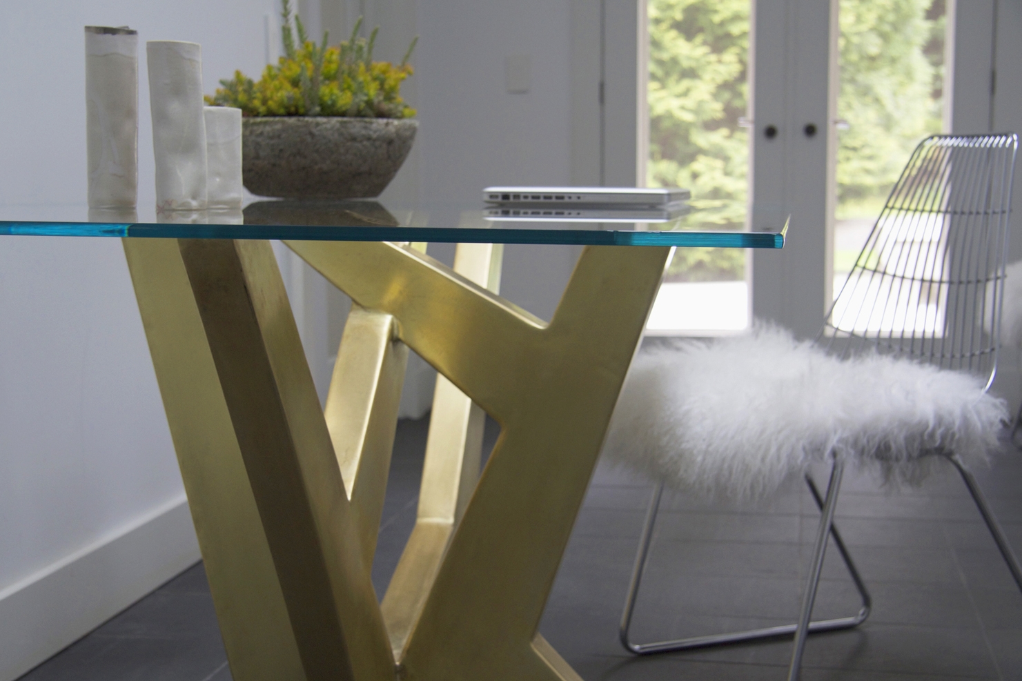 HANNAH_brass_branch_table_IMG_1907_web.jpg