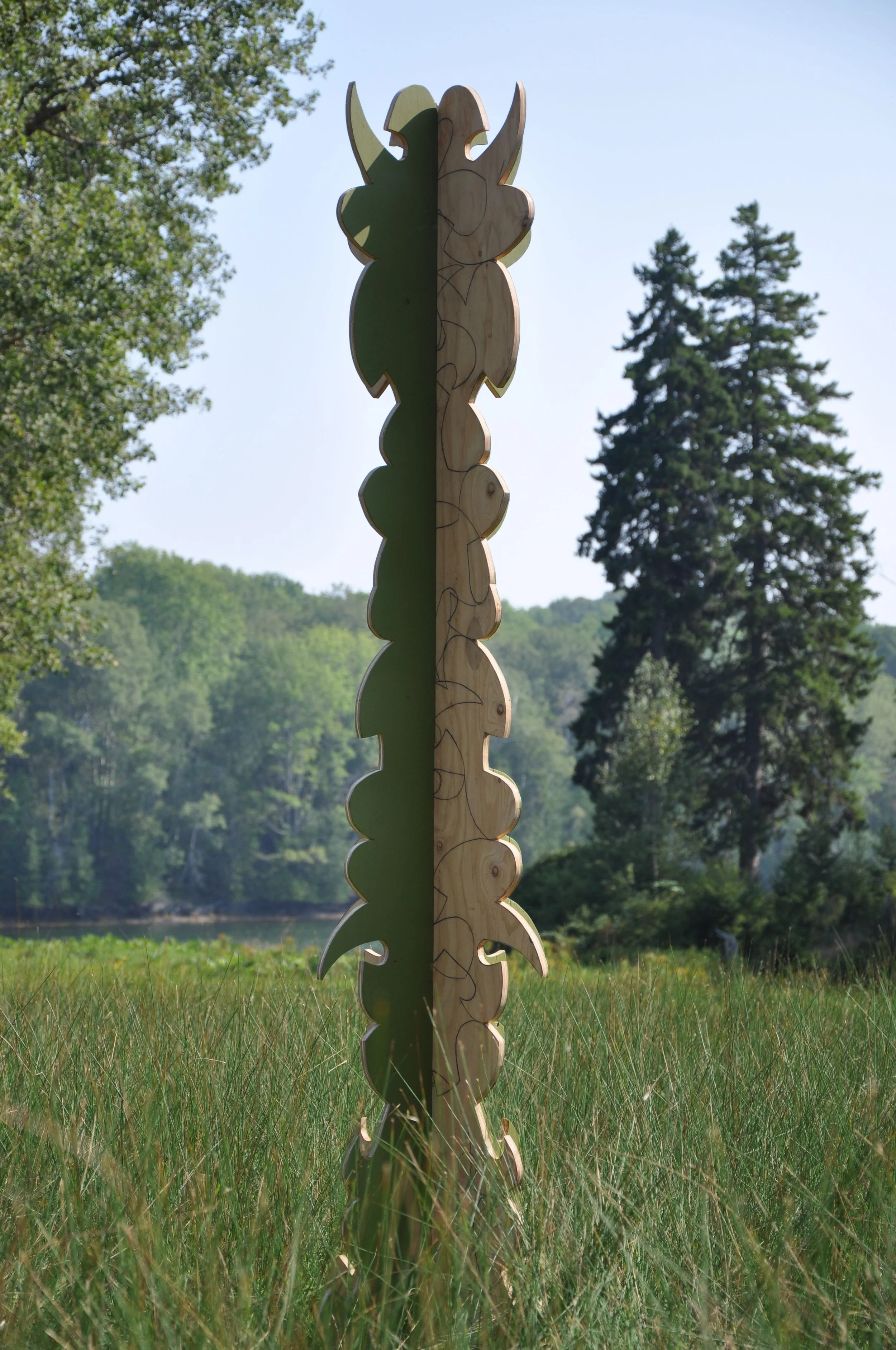 HANNAH_BroadCoveTotem_fielddetail1.jpg