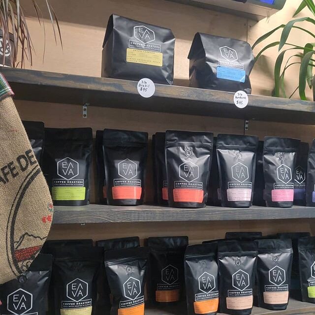 @thelabcoffeetampa Zeal bags fully loaded and ready for the stockings.  Also have promotional priced 3lb bags for your party ready to grab #coffee #tampacoffee #coffeebags #singleorigin