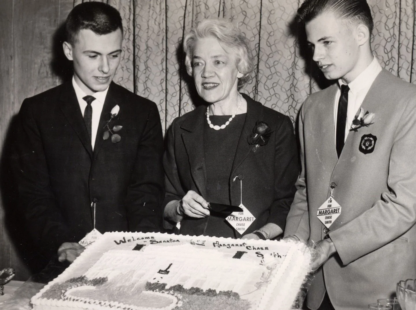 🎉🍰 Happy National Cake Day, everyone! 🎂 Let's indulge in sweet traditions and share our favorite flavors today! Whether it's a luscious chocolate or a classic vanilla, cake brings us together. Tag your cake buddy and let&rsquo;s celebrate love, la