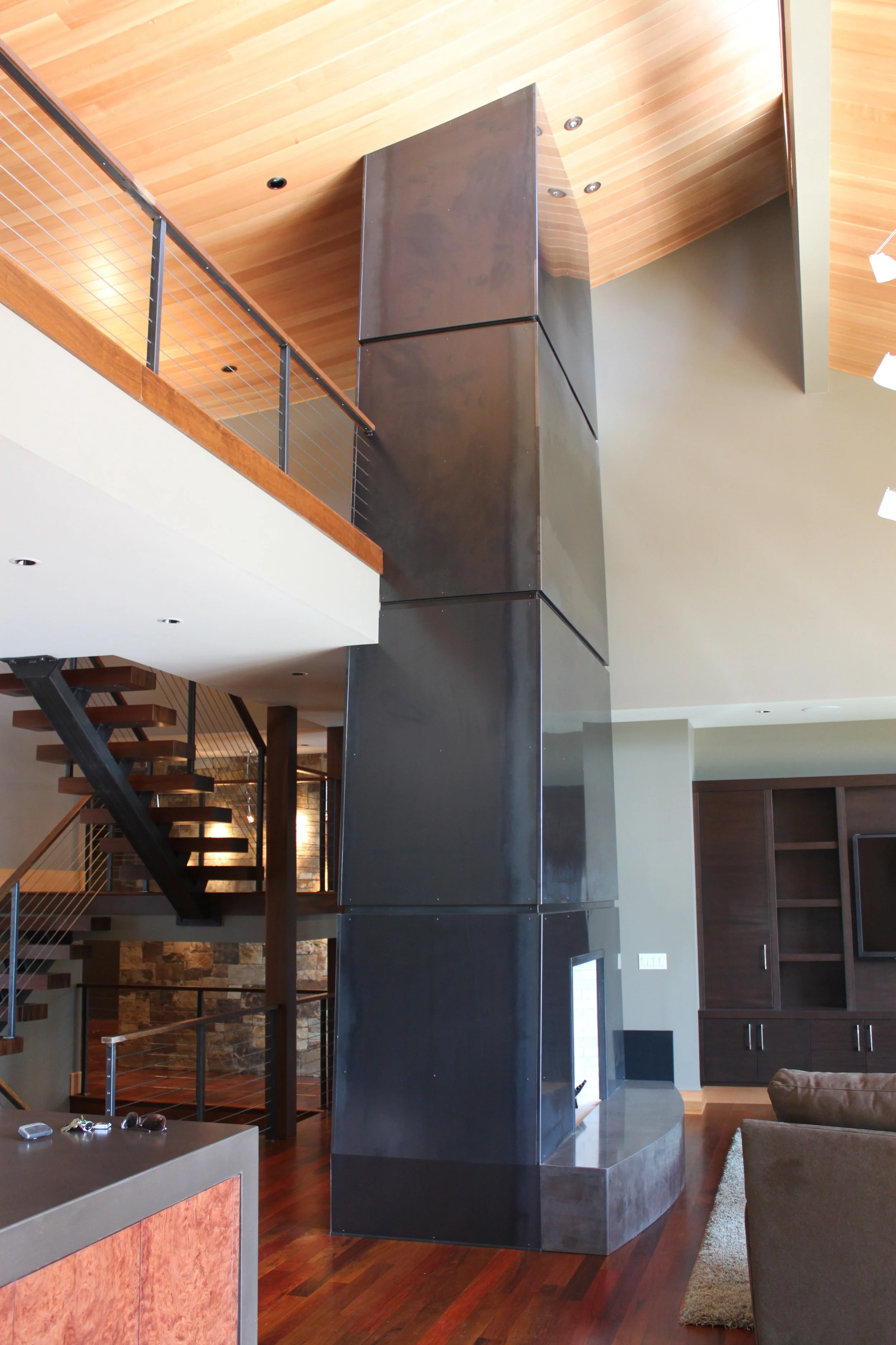 SUNDE residence - fireplace 