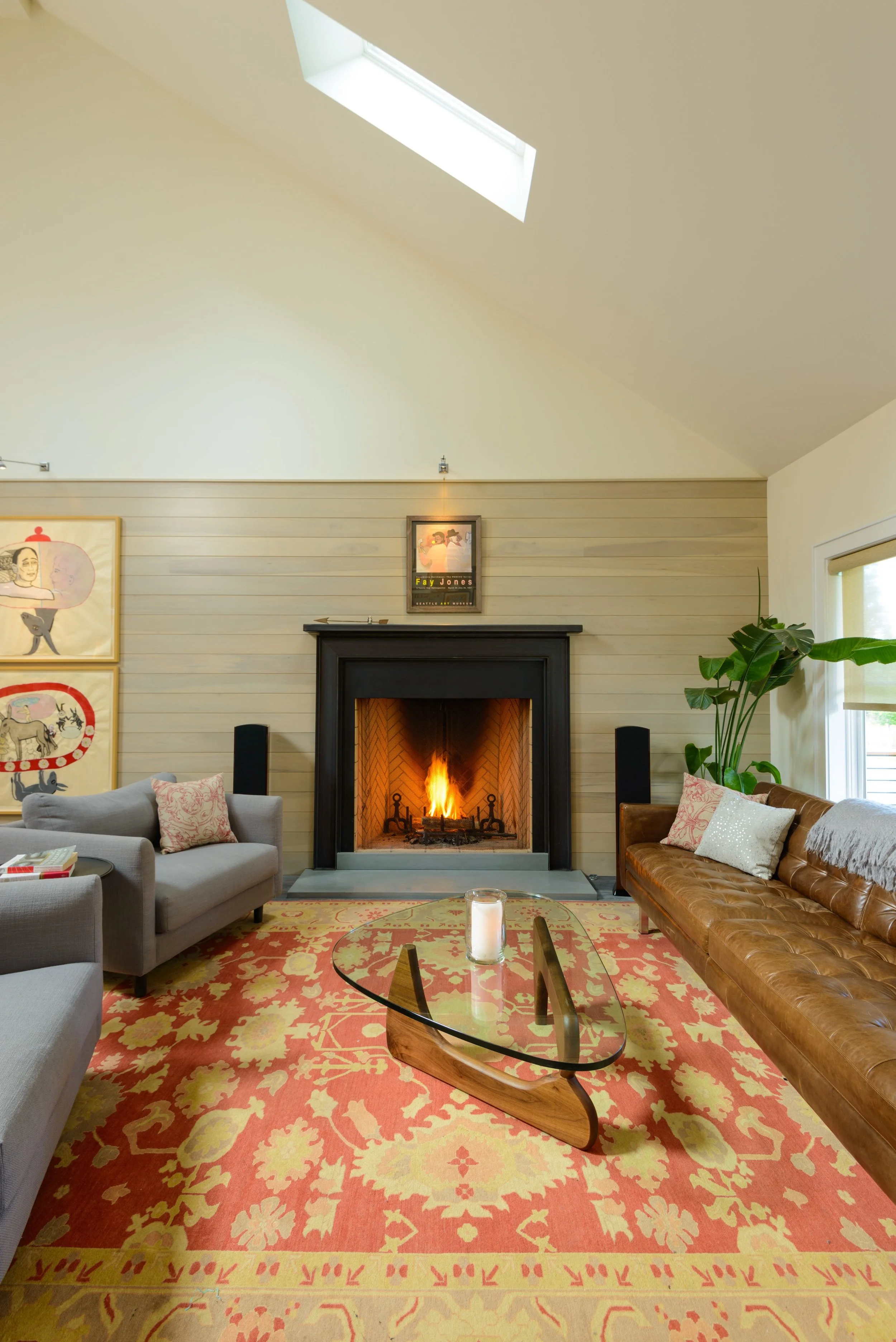 JUNKIN residence - fireplace surround