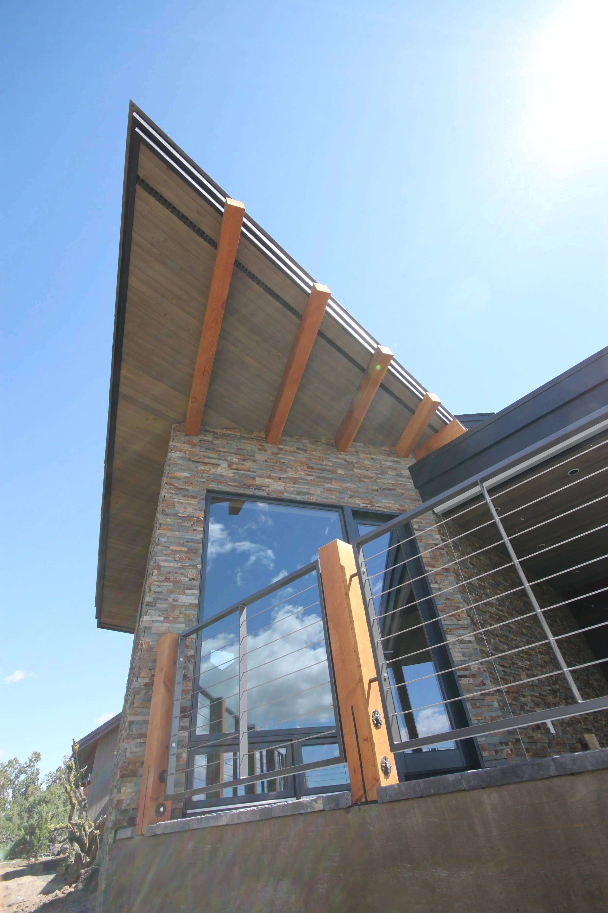 KLINKES residence - exterior rail