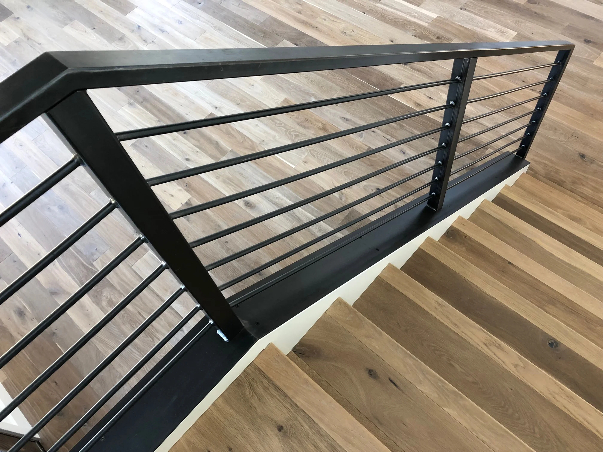 MODERNFAB-1:2%22 rails-v2.jpg