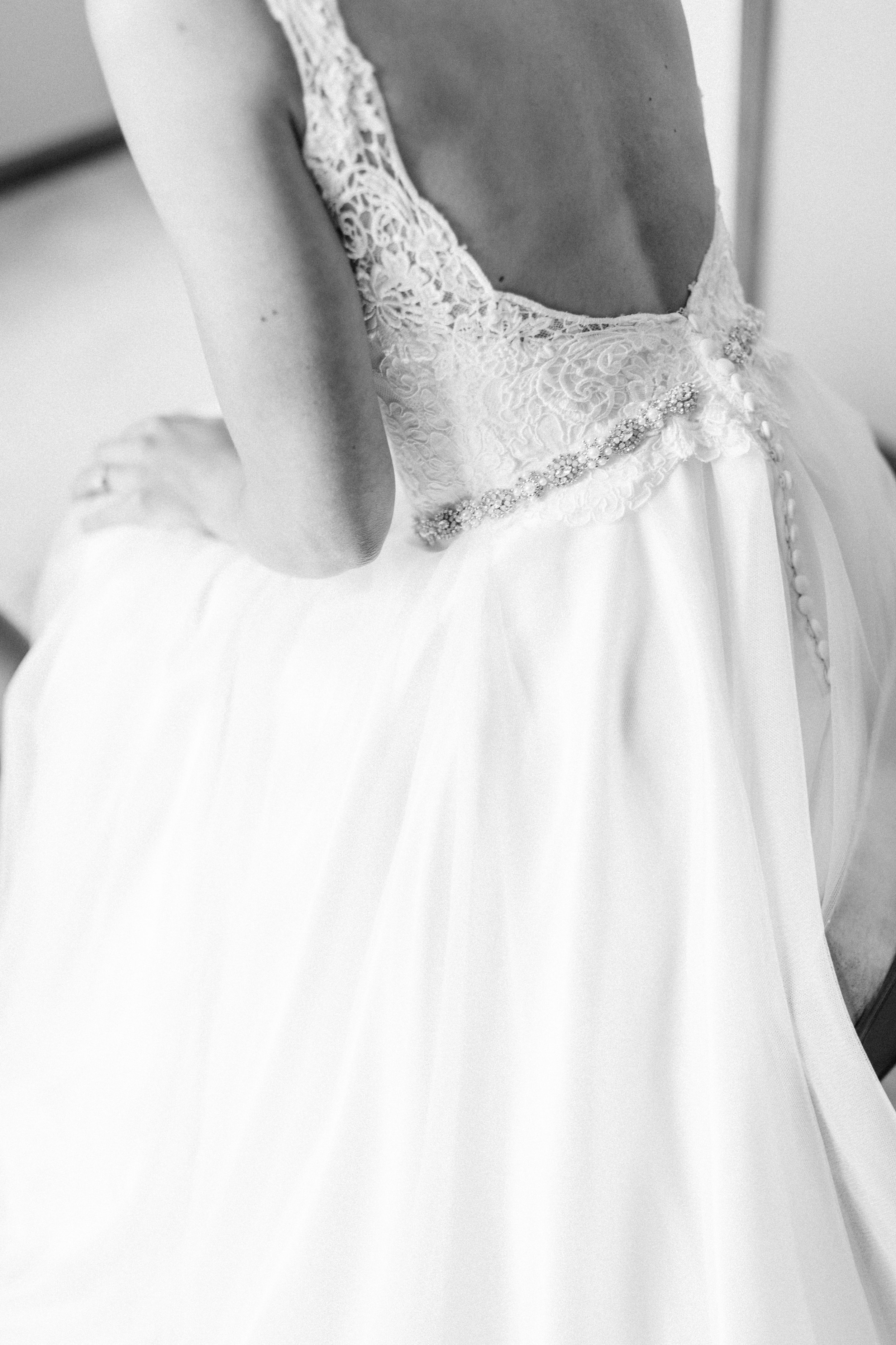 HollieandNateGettingReady-90.jpg
