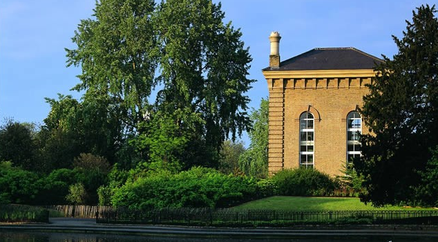 Pump House Gallery Battersea Park