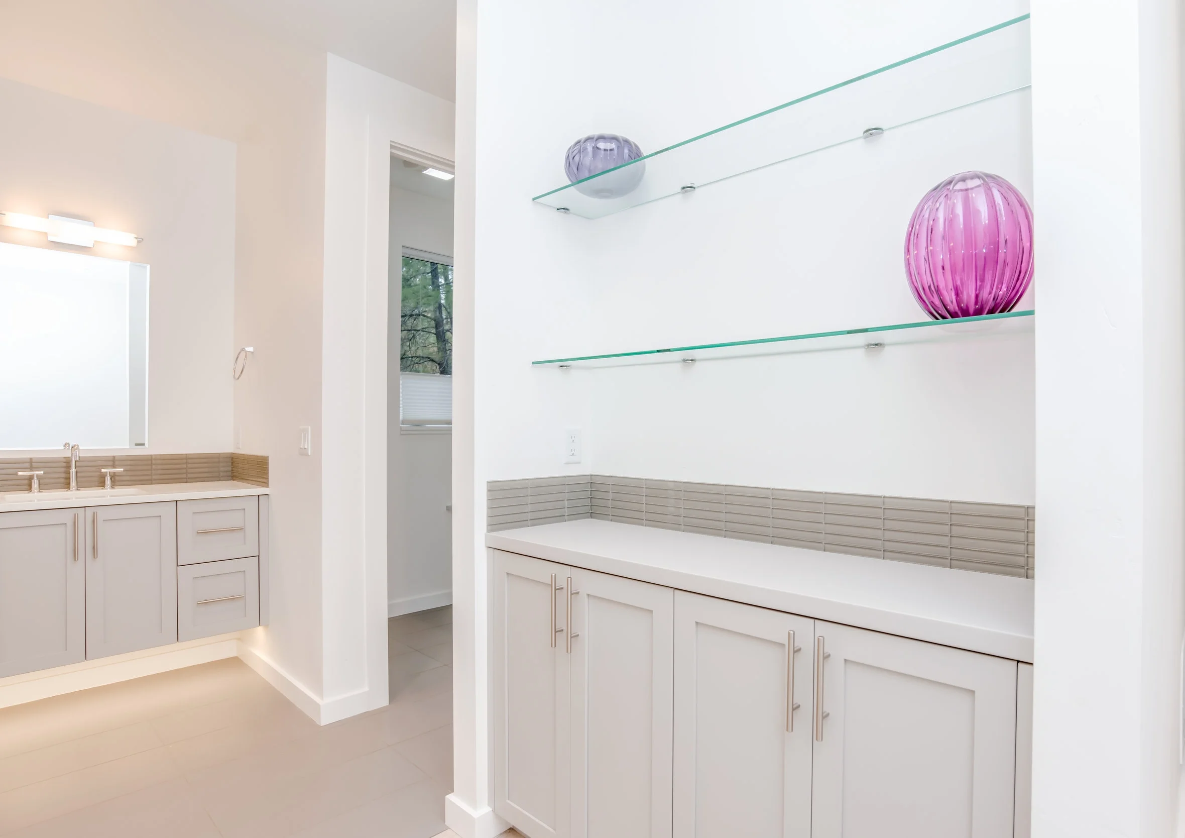 DueyBuilt_Tetherow_MasterBath2.jpg