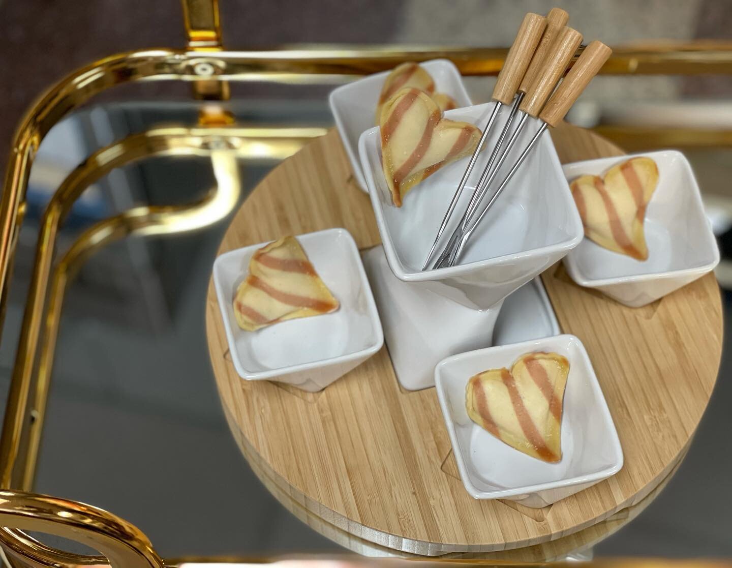 I&rsquo;m not suggesting you drape heart shaped ravioli in your Fondue for Two set, but both are here, so you know, whatever works.