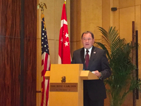 Utah Governor Gary Herbert addressing the delegation