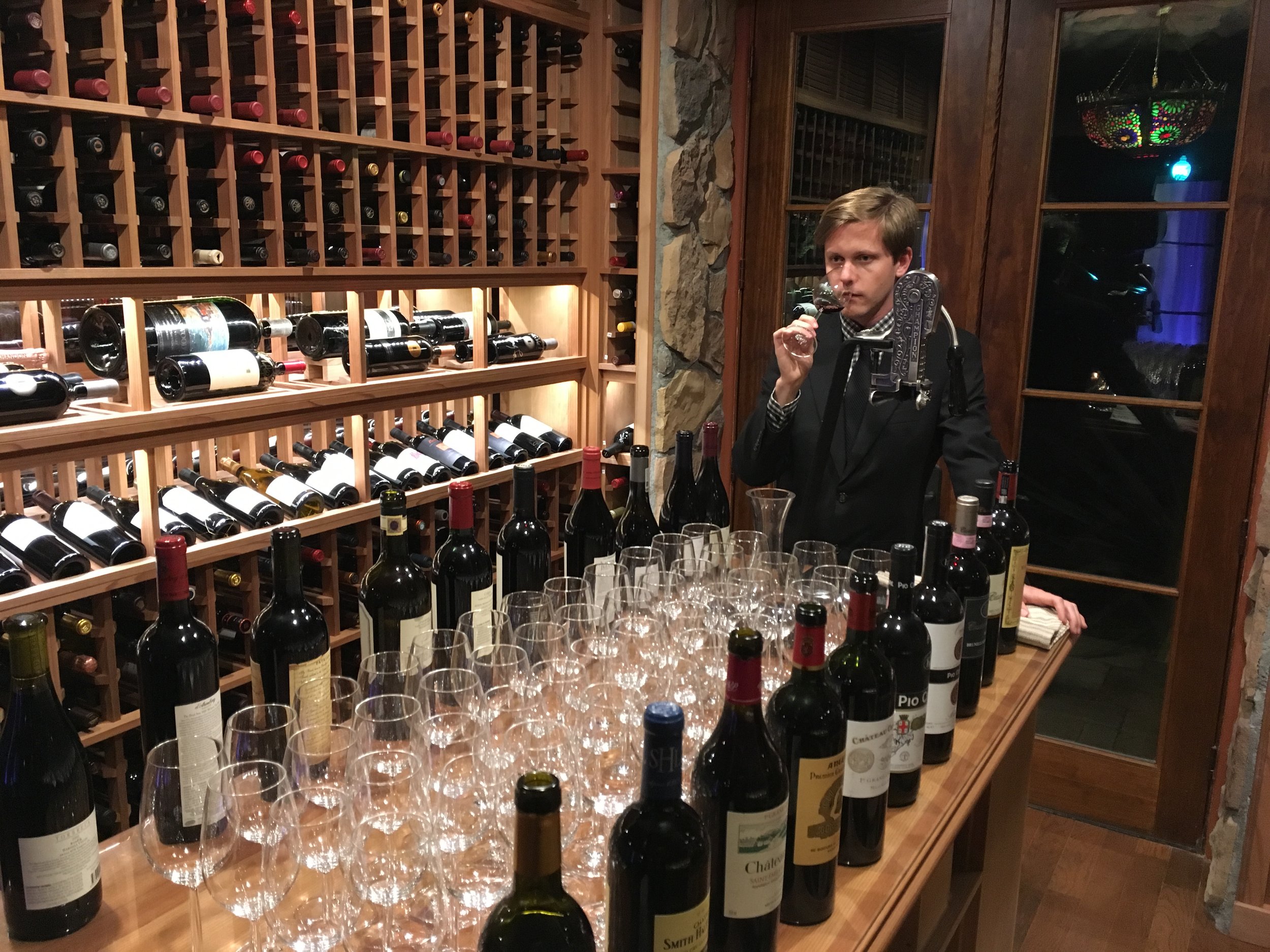 wine+damage+detection+assessment+expert+service+company+consultant+authenticity+verification.jpg