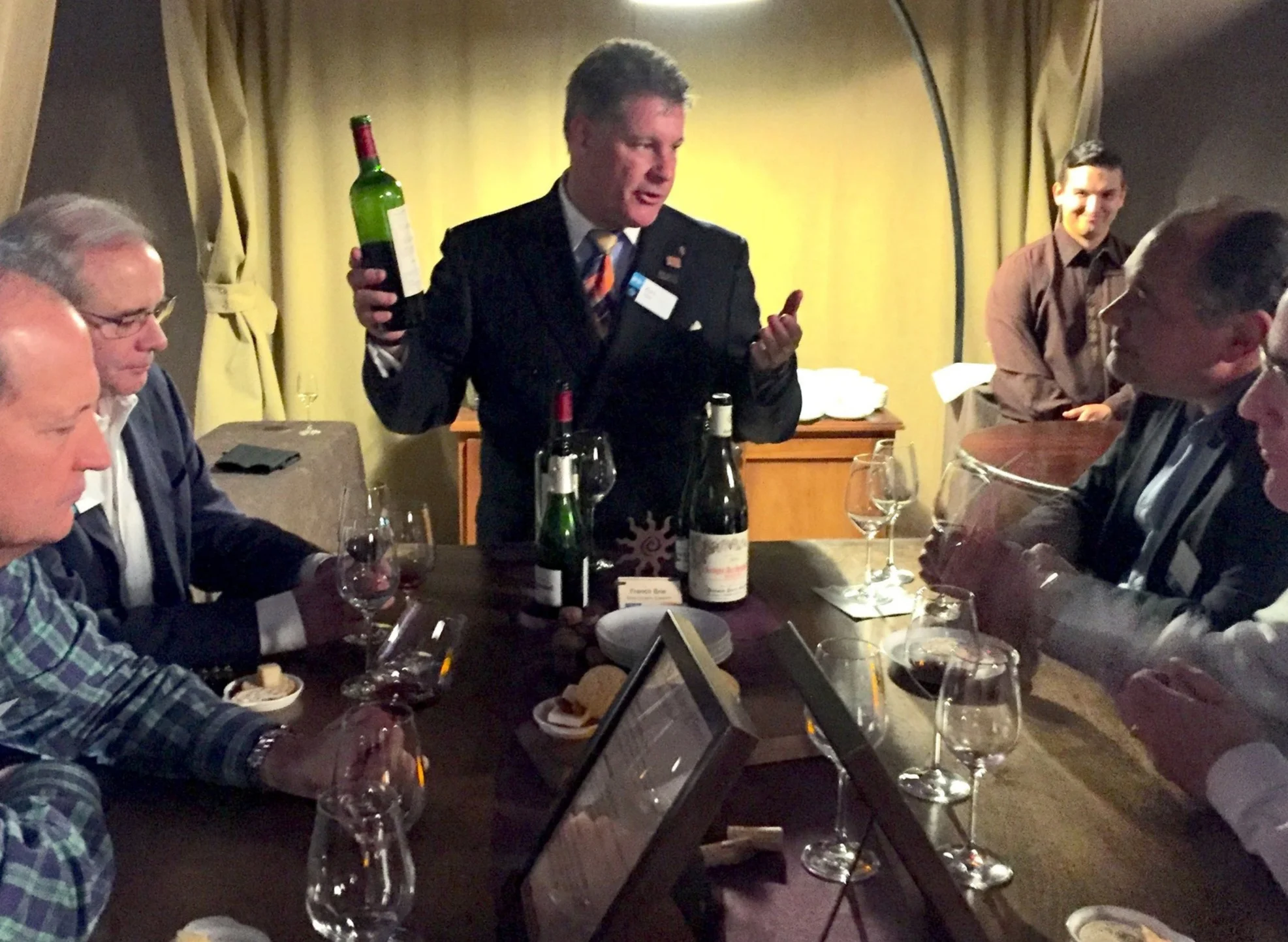 Private Wine Tasting Event — Sommelier Wine Tasting Events for Private Hire New York San