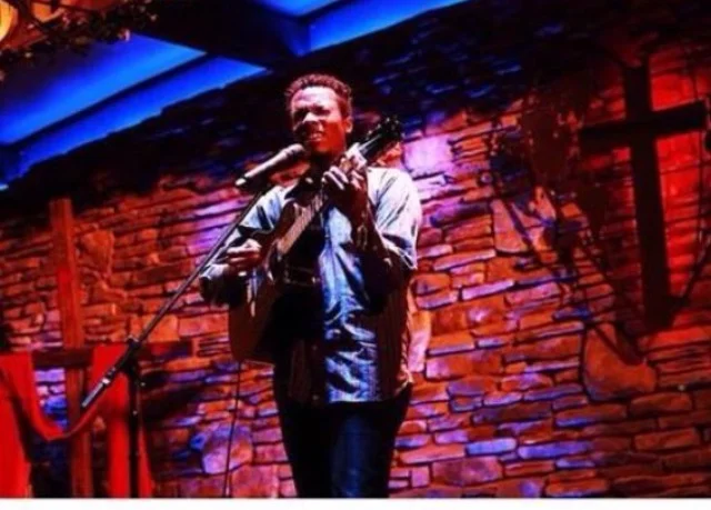 Peter Collins - Singer/Songwriter/Musician