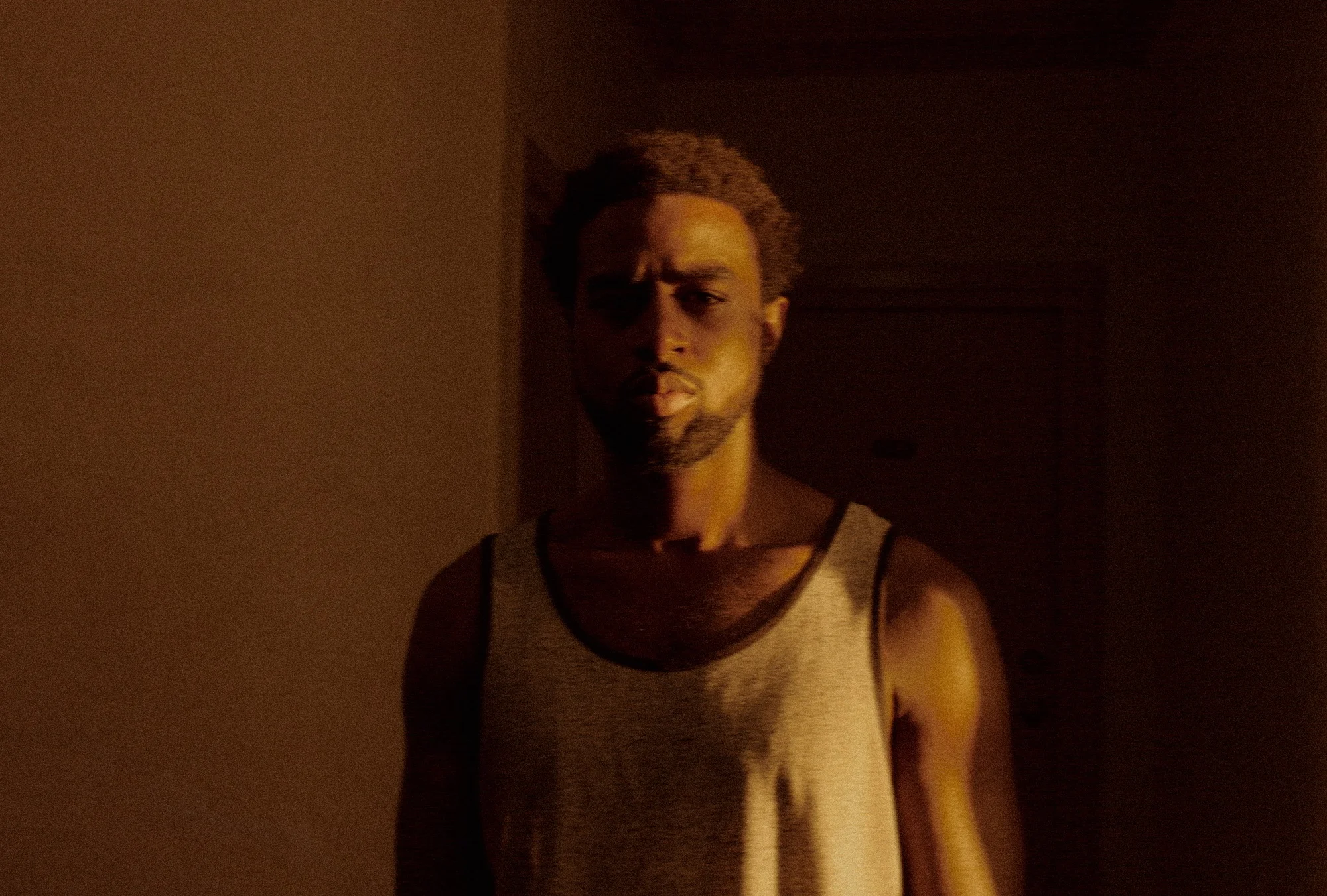 Paris Jones - Singer/Songwriter