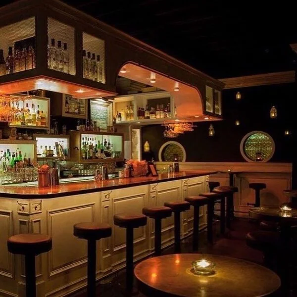 Casa's dim speakeasy aesthetic makes for premium cocktail sipping and a cheers with your neighbor on the next barstool