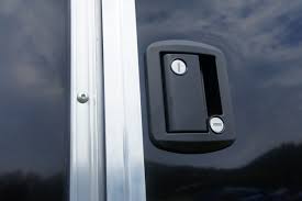 RECESSED LATCH