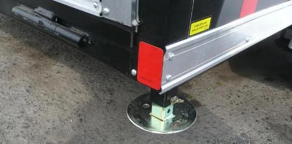 CORNER POST DROP DOWN JACK