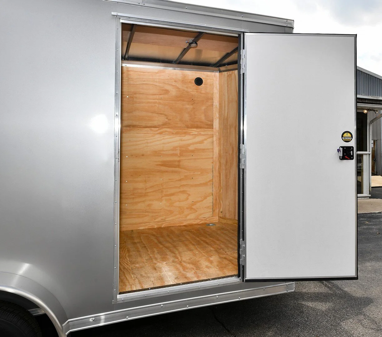 3/8" Plywood Walls on 2500 Series