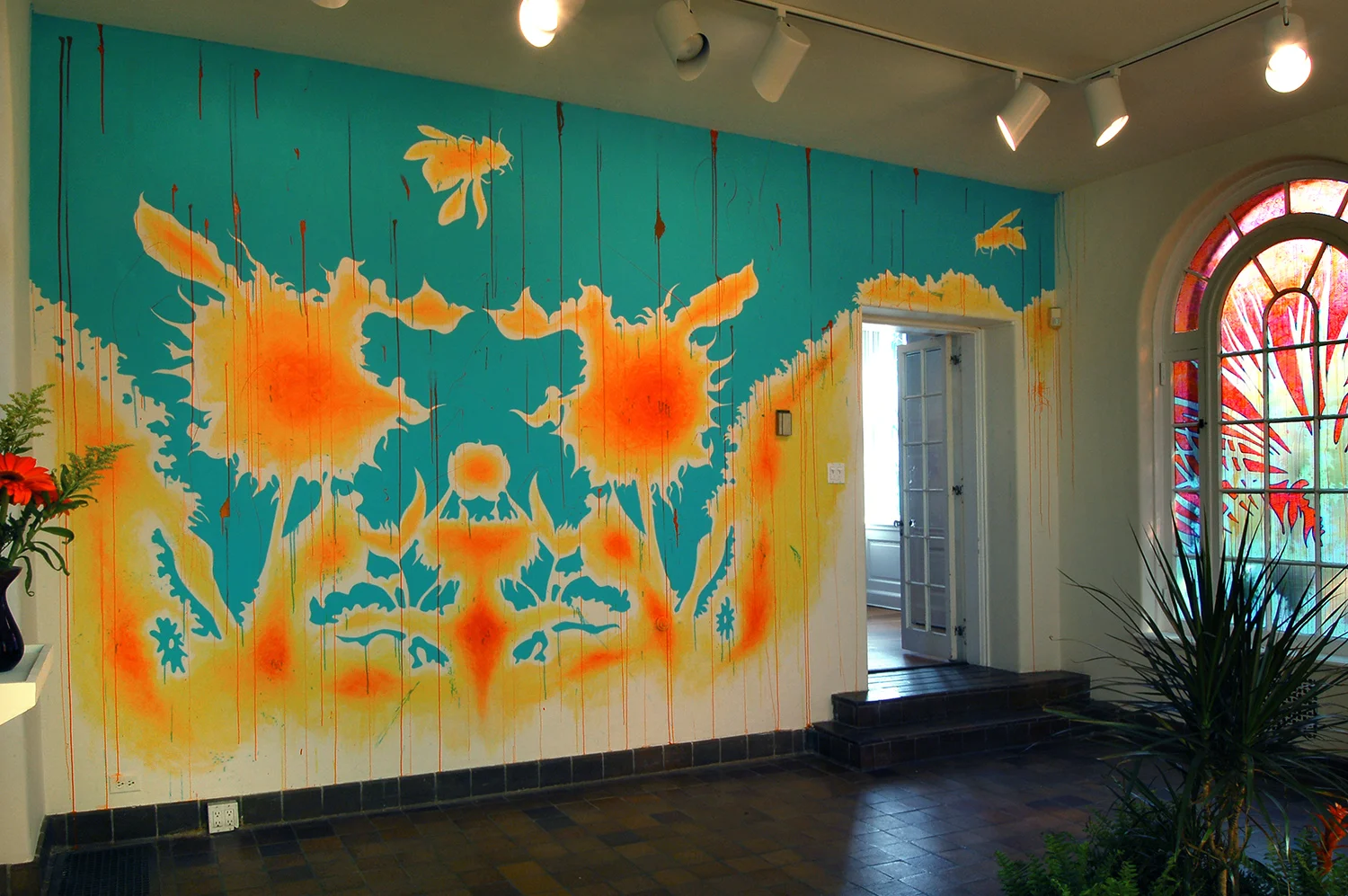 Spectrumorphosis: S ite-specific wall mural
