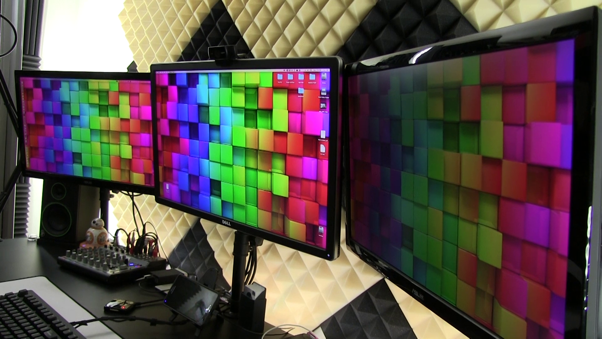 Triple monitor setup.