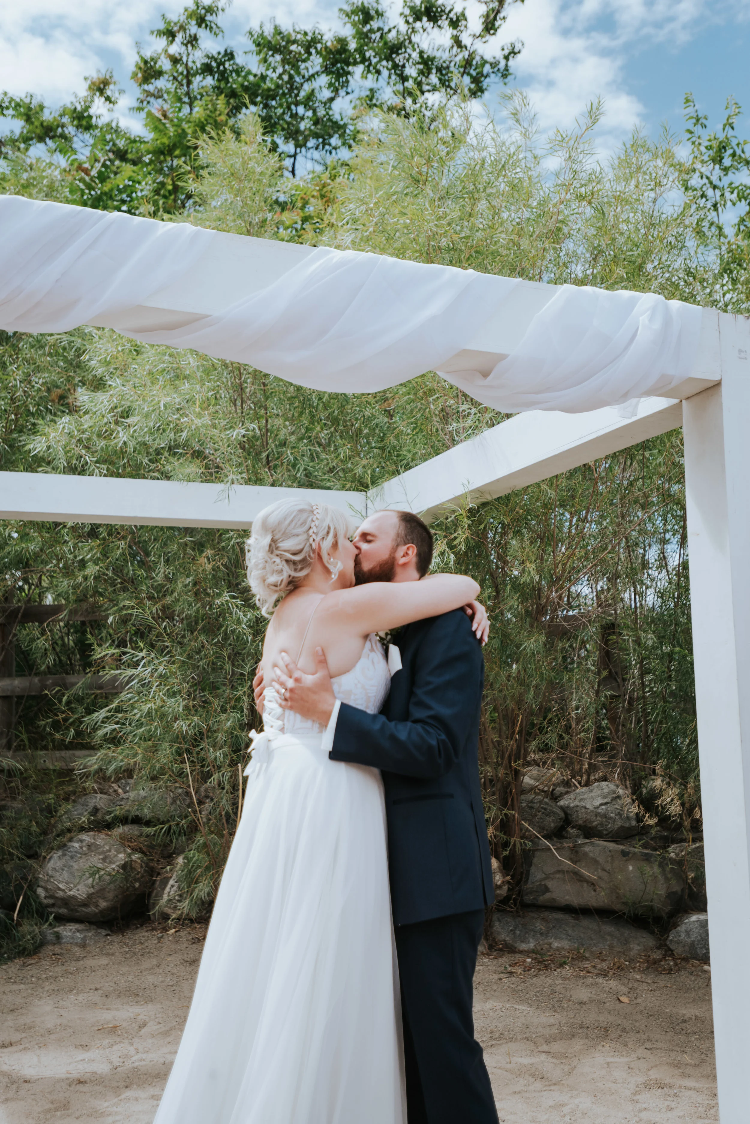 Sarah & Landen Kelowna-77.jpg