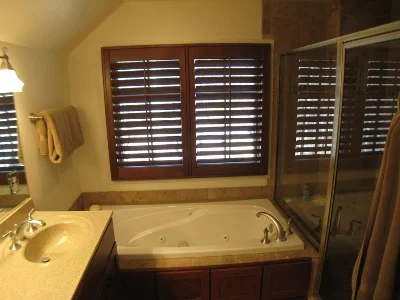 282 CBD Upstairs master BR1 Bath.JPG