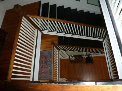 515 Luke Mtn Stairwell.JPG