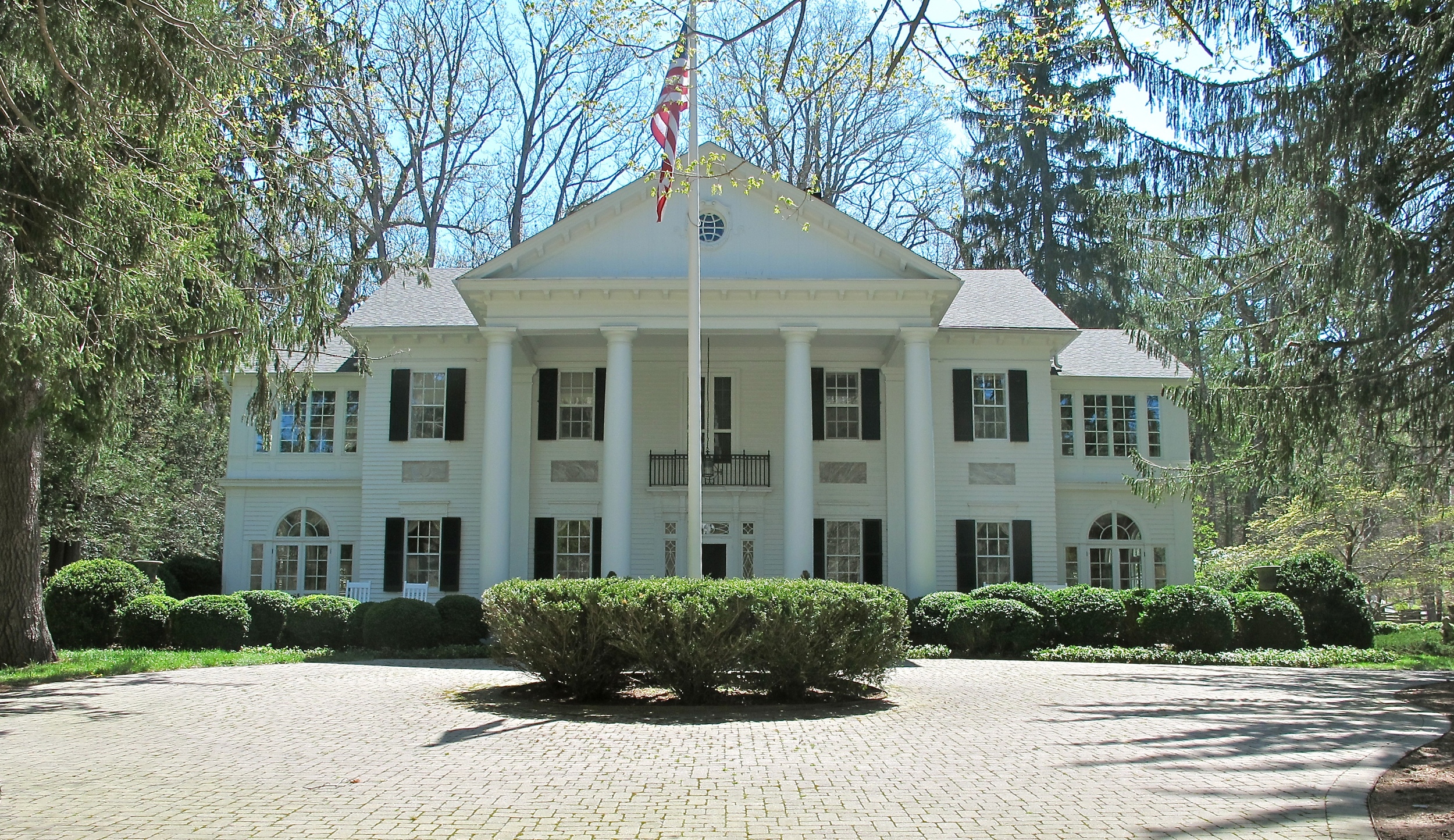 Broadlawn Front Cropped.jpg