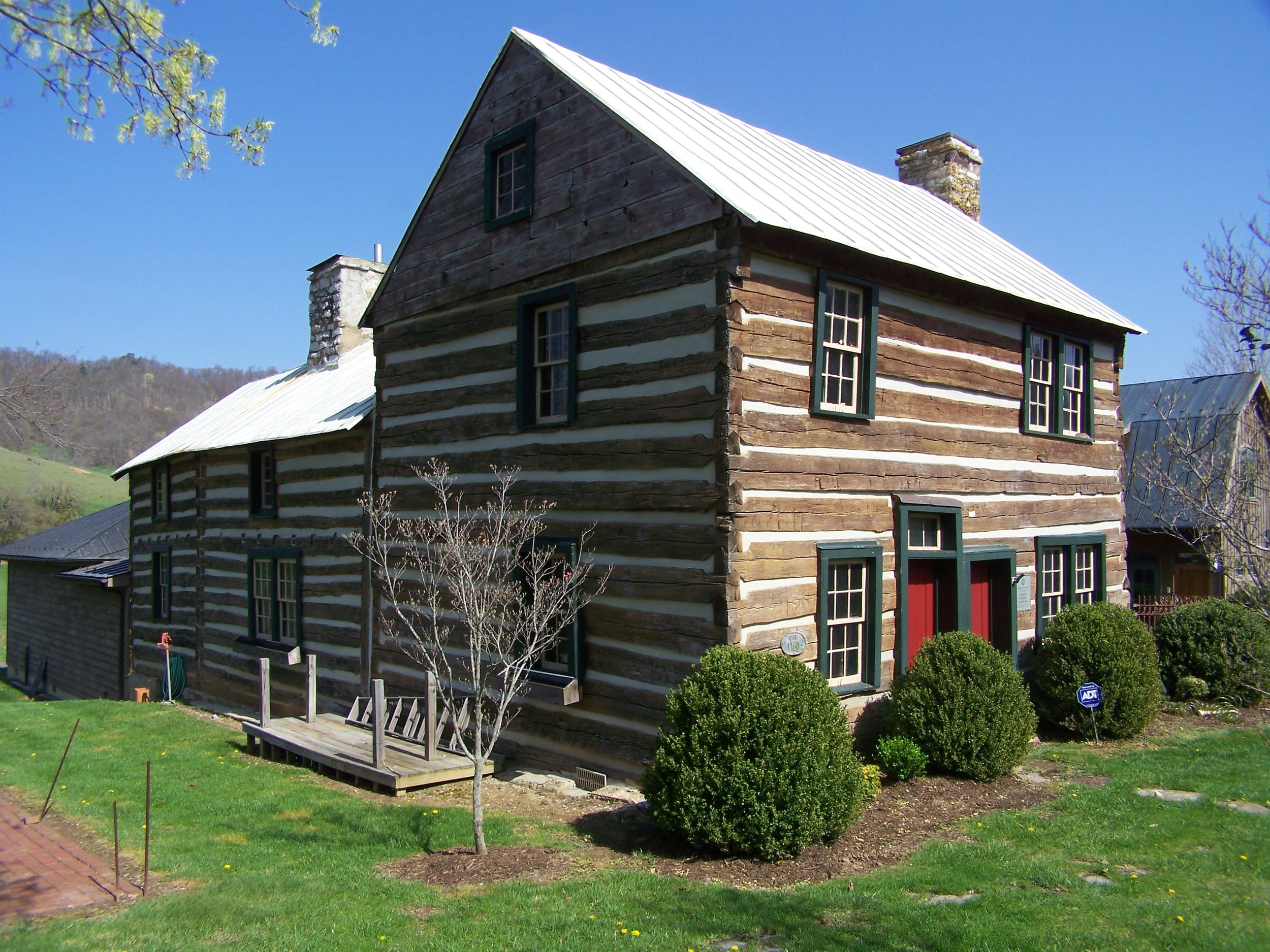 Historic 1780 Mustoe House South of Hot Springs, VA