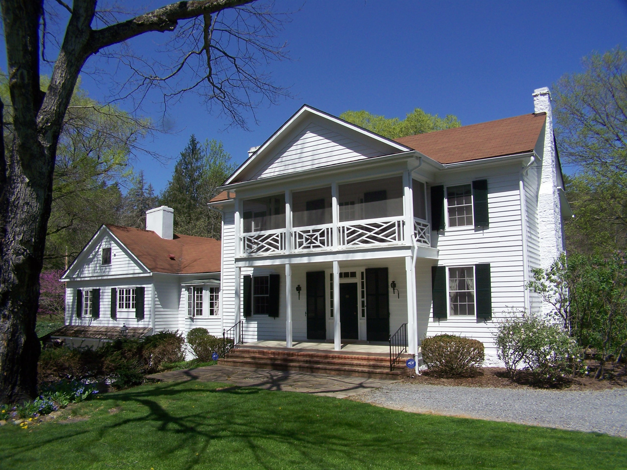 Folly Farm on The Jackson River