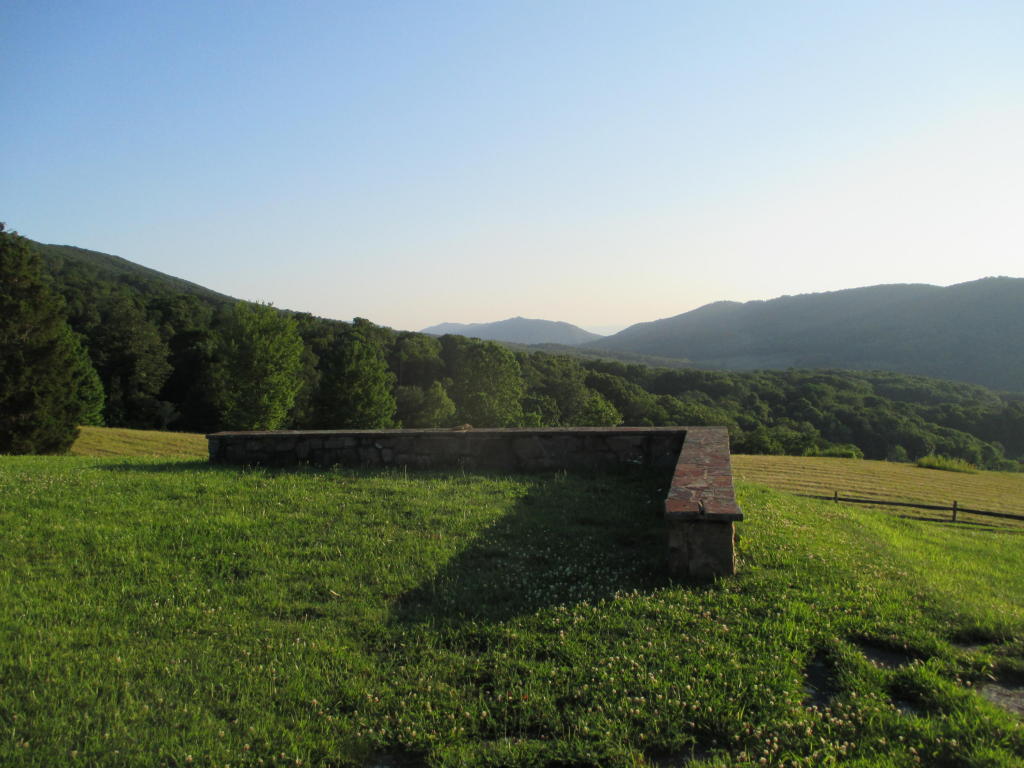 Cascades View