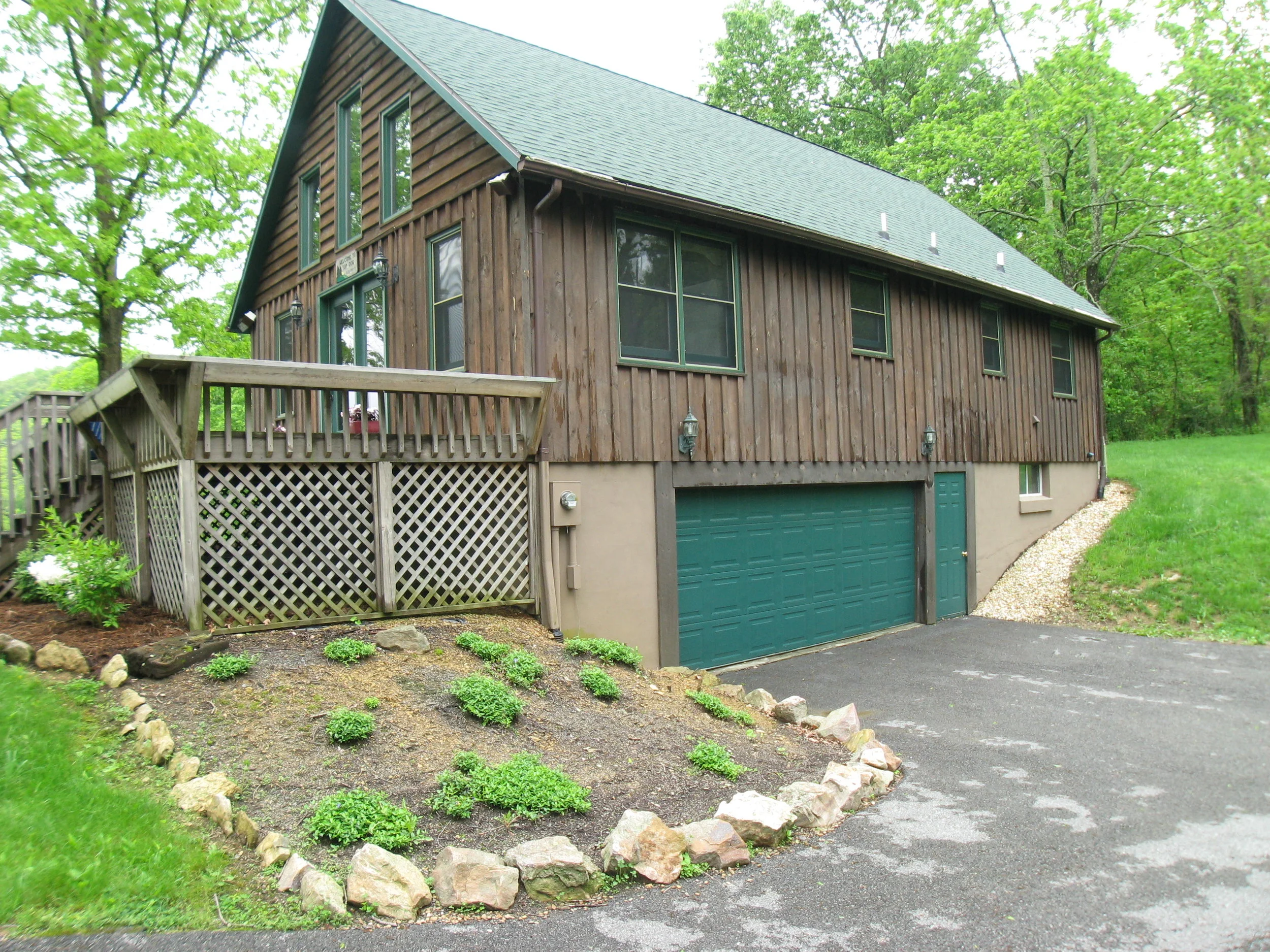 2 Car Garage 04.jpg