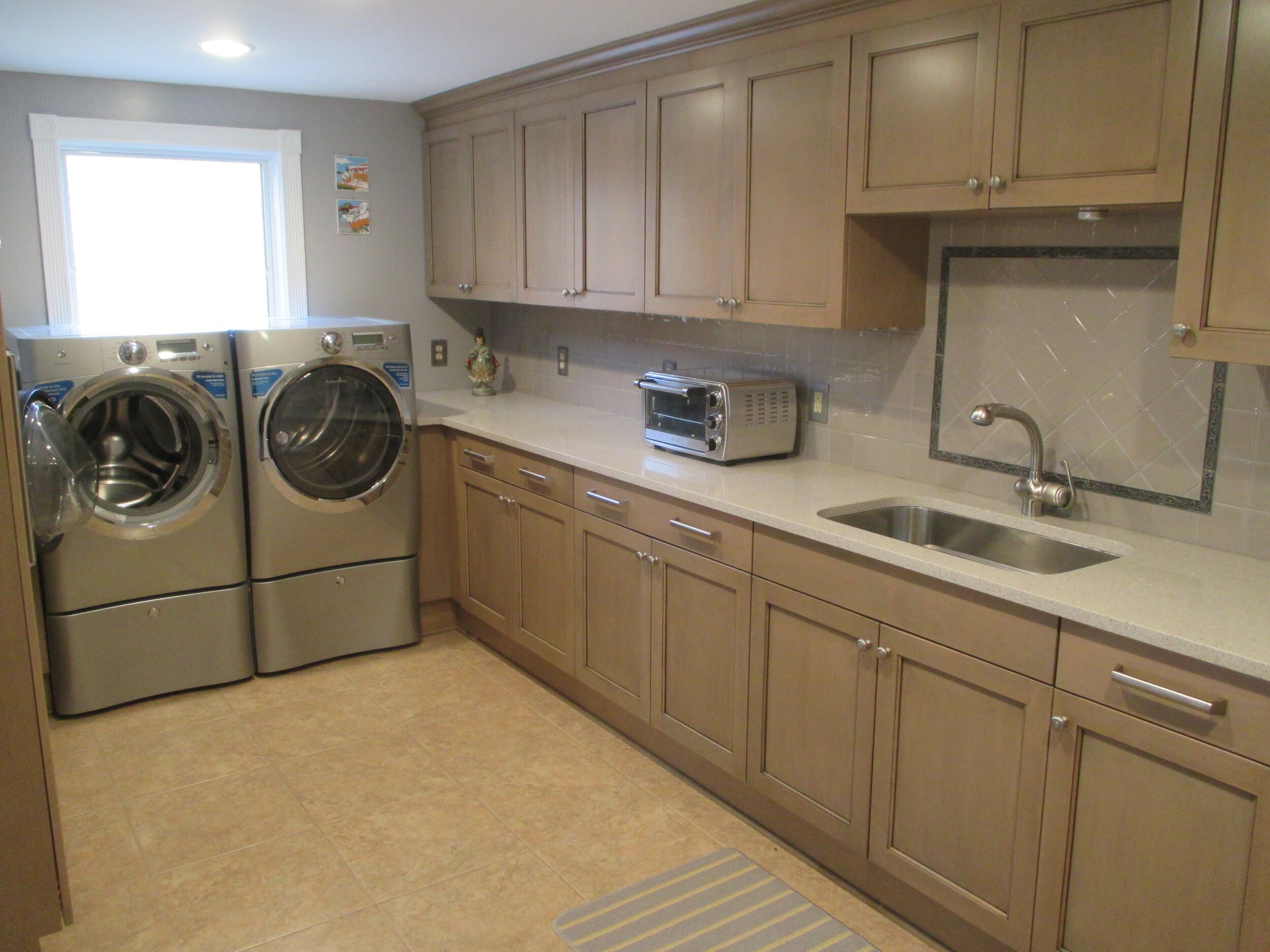 Pantry/Laundry Room