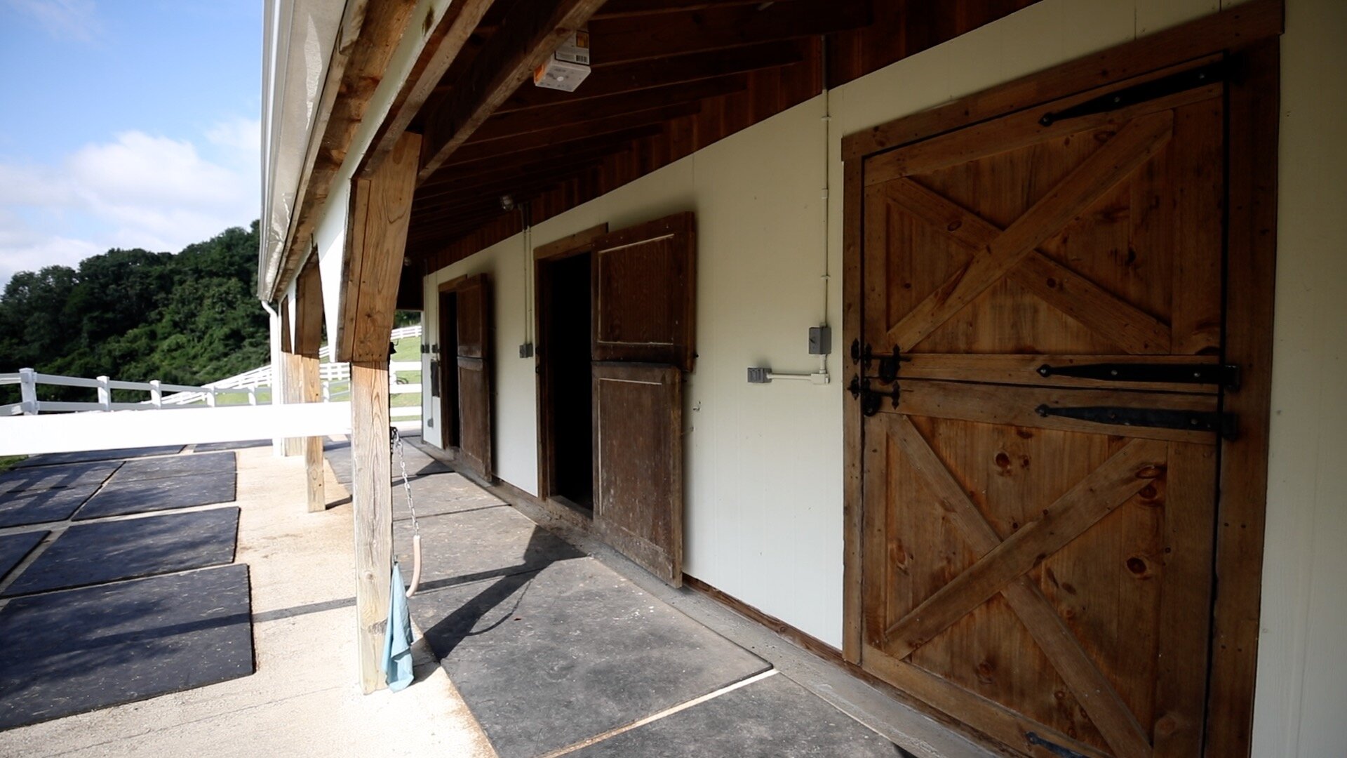 Three Stall Barn with Tack Room