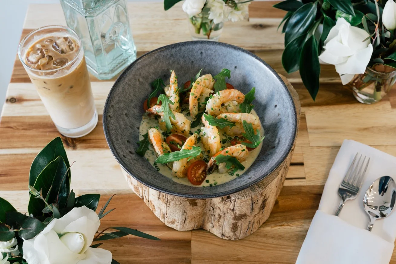 Maurice On Bay_Garlic Prawns1.jpg