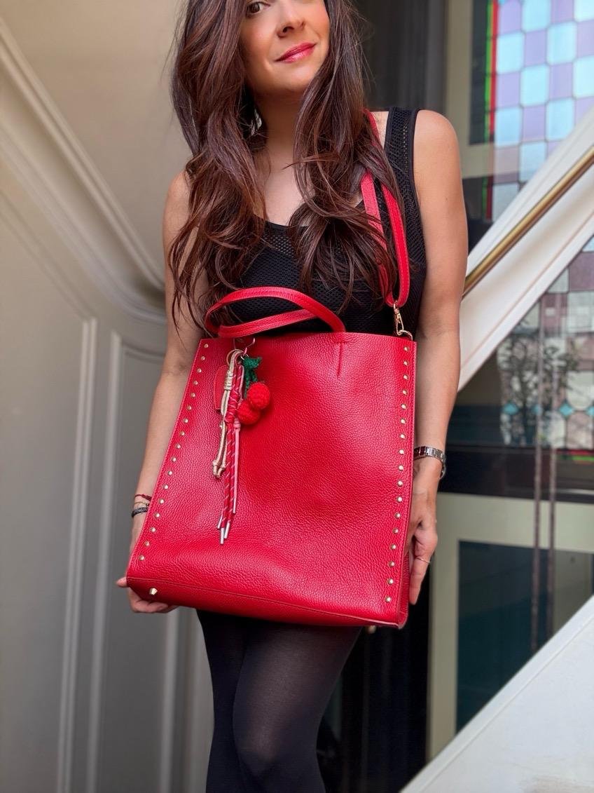 edalouparis_coucouw_red.jpeg