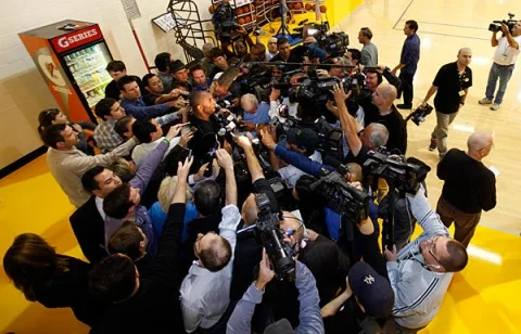 lots-of-reporters.jpeg