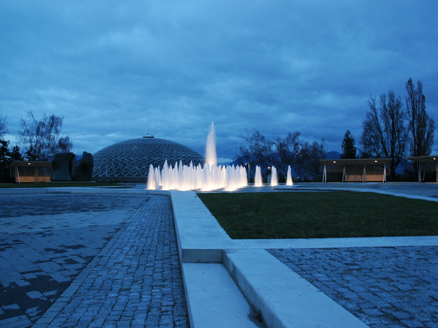 Queen Elizabeth Park Water Fountain - Vincent Helton 7.jpg