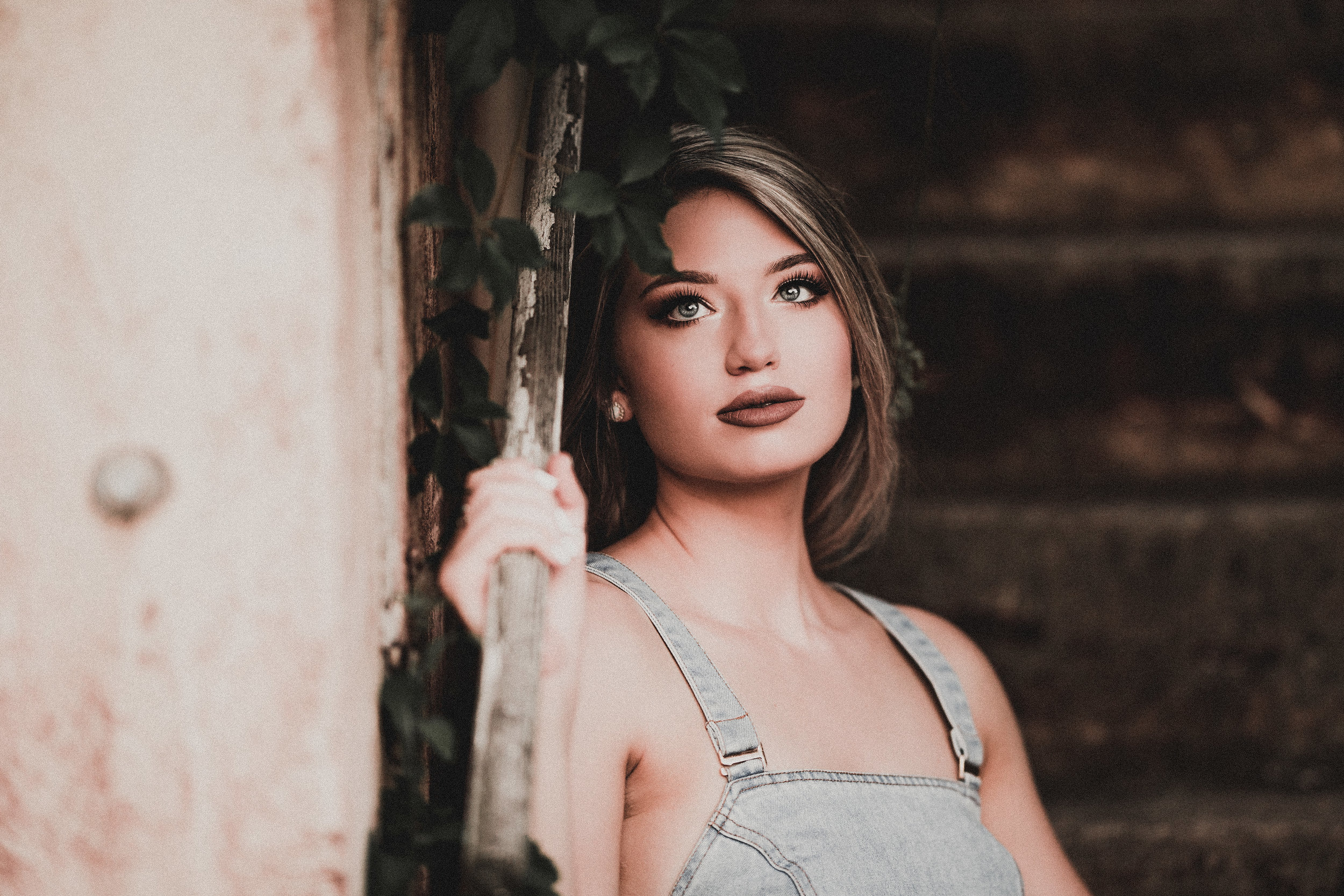 PITTSBURGH SENIOR PHOTOGRAPHER - 5W7A8402.jpg