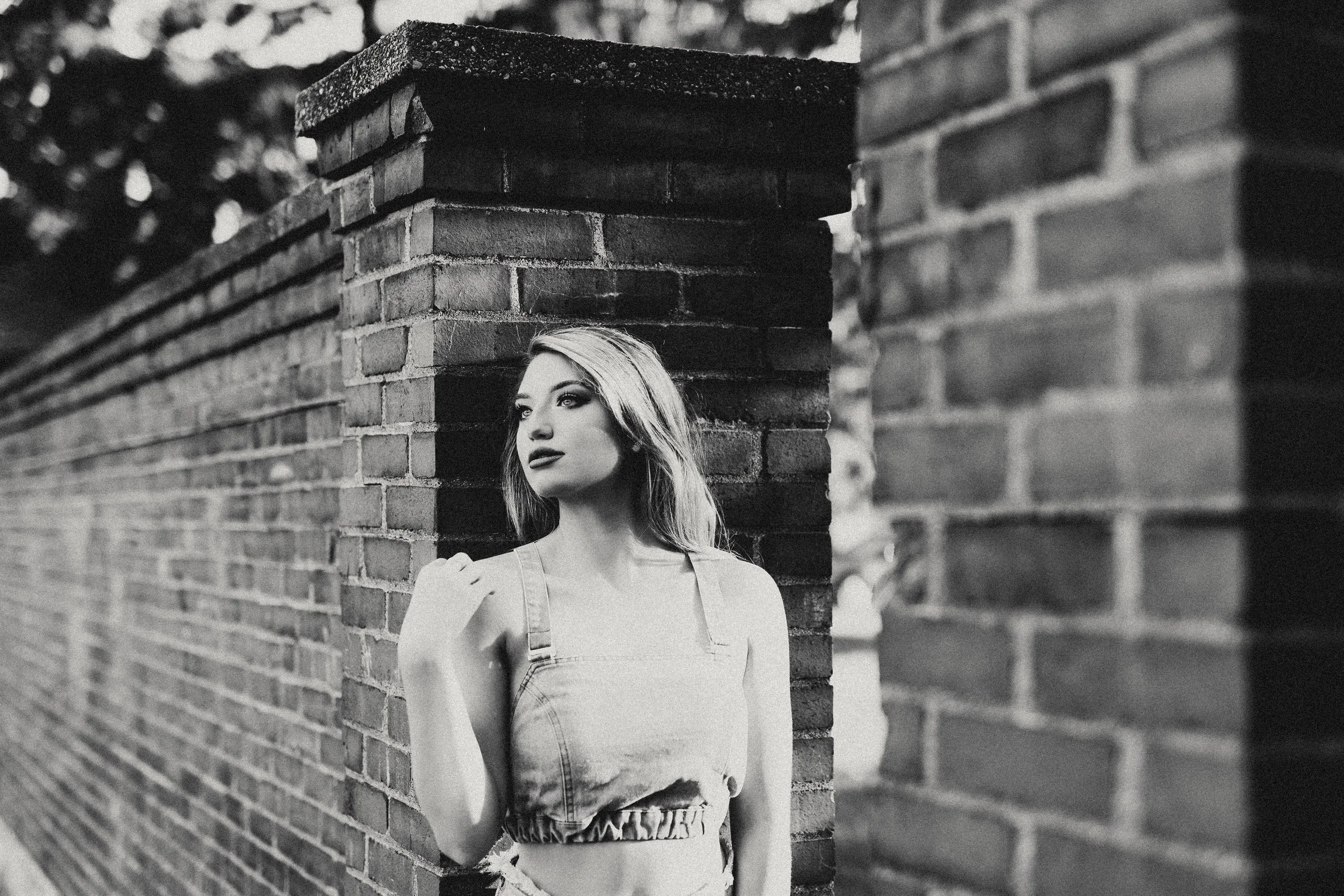 PITTSBURGH SENIOR PHOTOGRAPHER - 5W7A7829.jpg