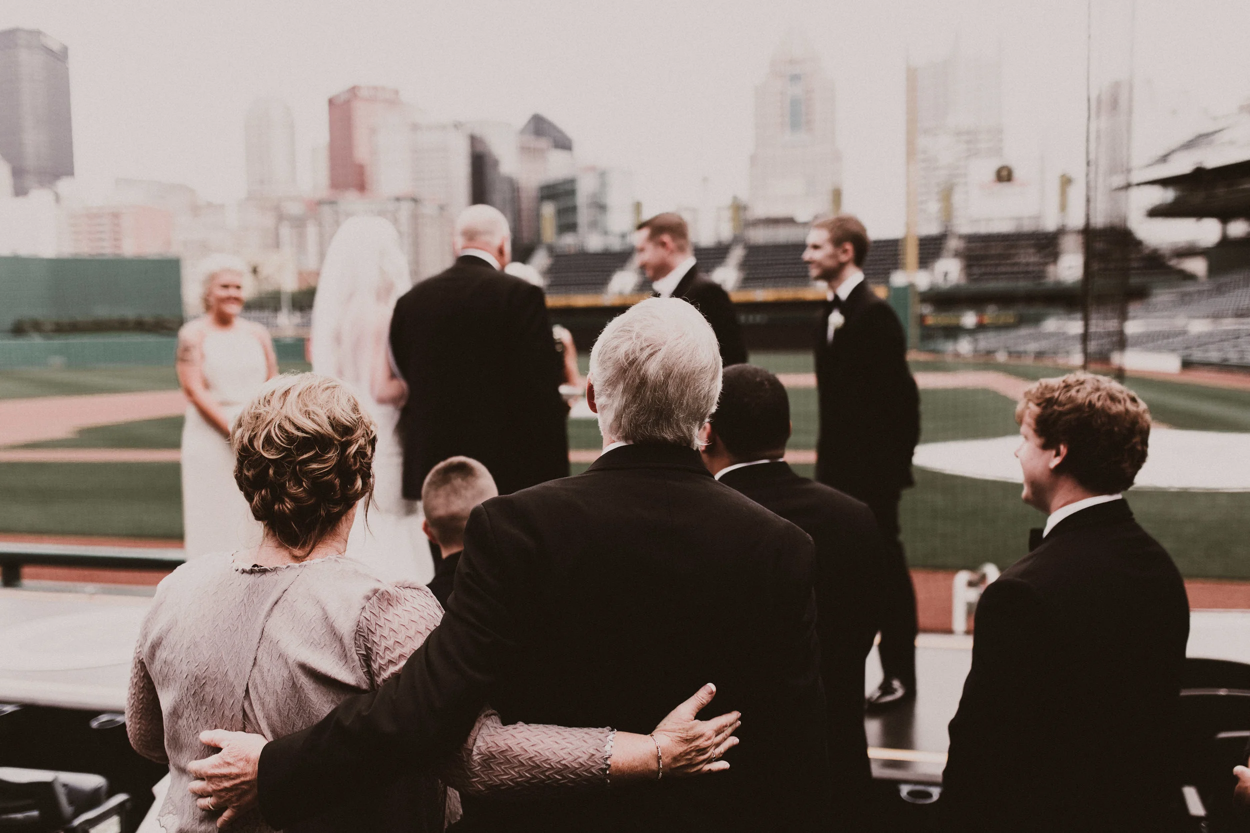 BUTLER, PA WEDDING PHOTOGRAPHER - 5W7A3470.jpg