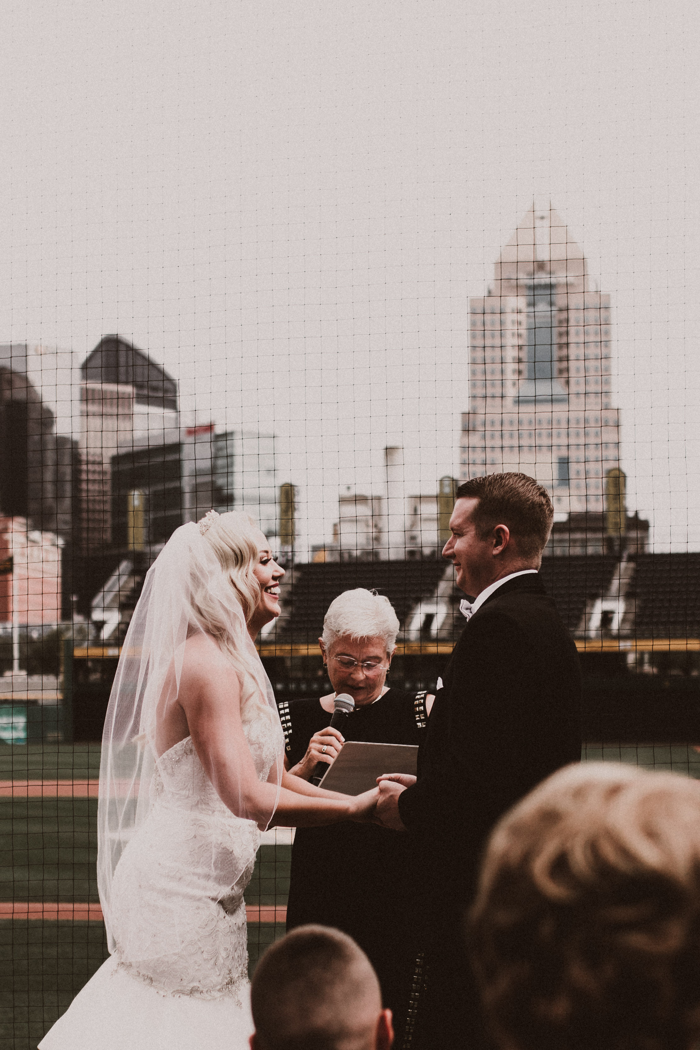 BUTLER, PA WEDDING PHOTOGRAPHER - 5W7A3587.jpg