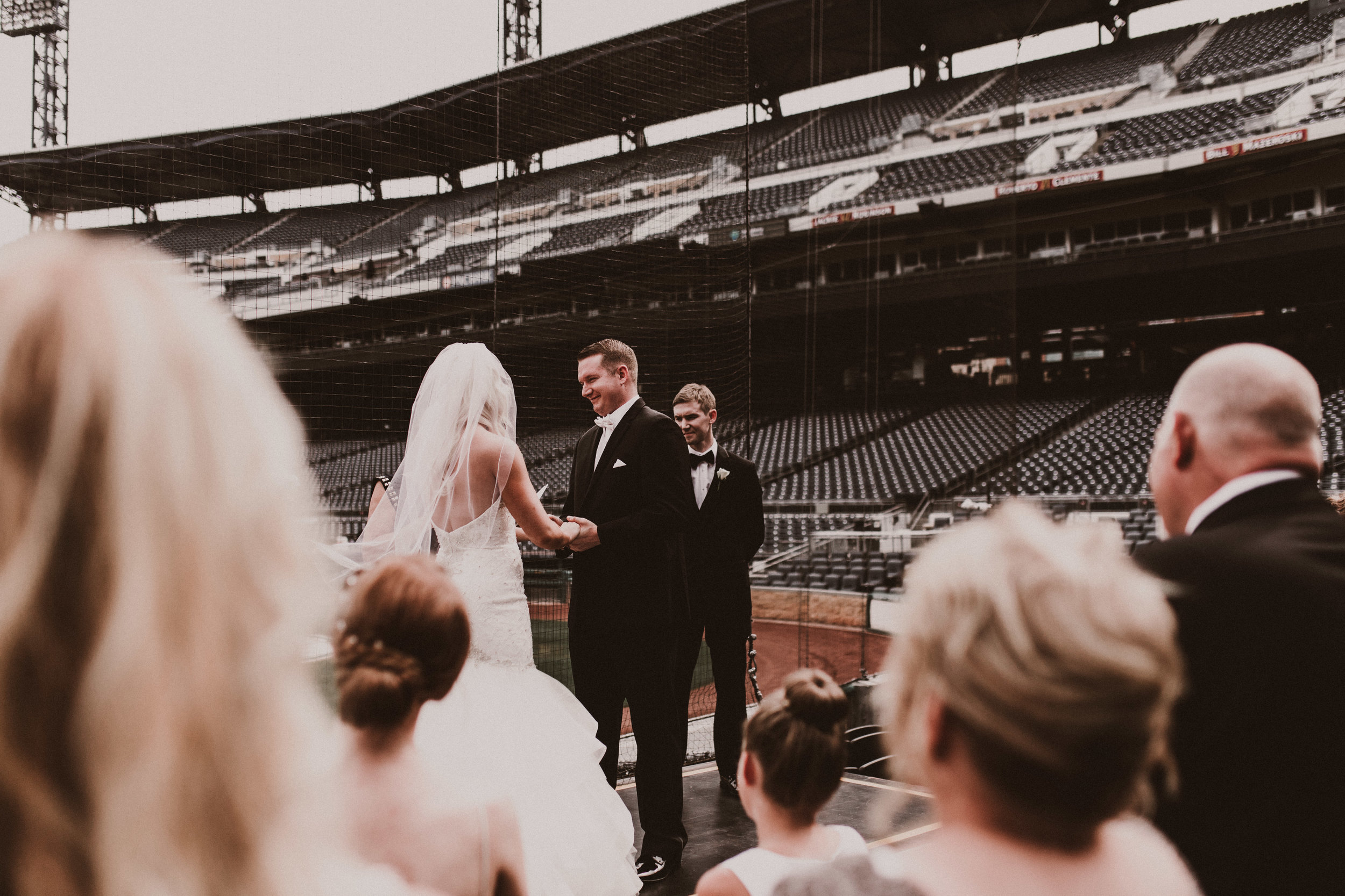 BUTLER, PA WEDDING PHOTOGRAPHER - 5W7A3603.jpg