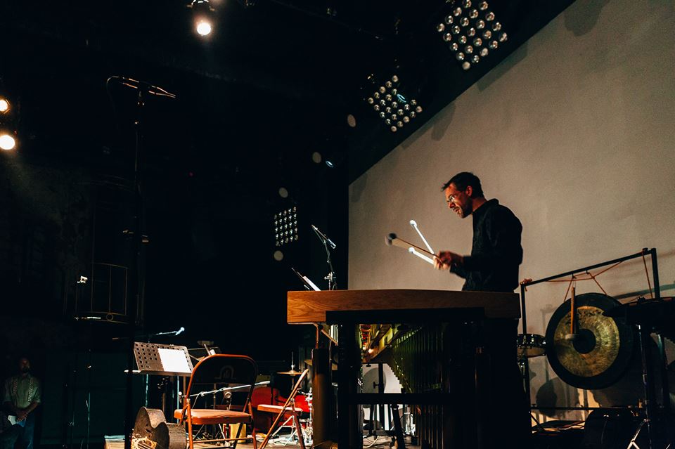 Dal Niente percussionist Greg Beyer performs at the Teatro Amador in Panama. Photo: Marc Belanger