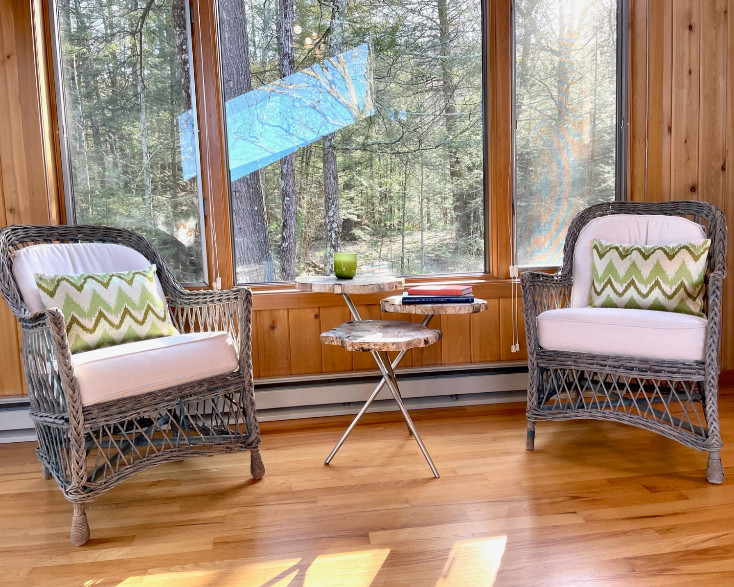 22 East  Mountain Master seating area..png