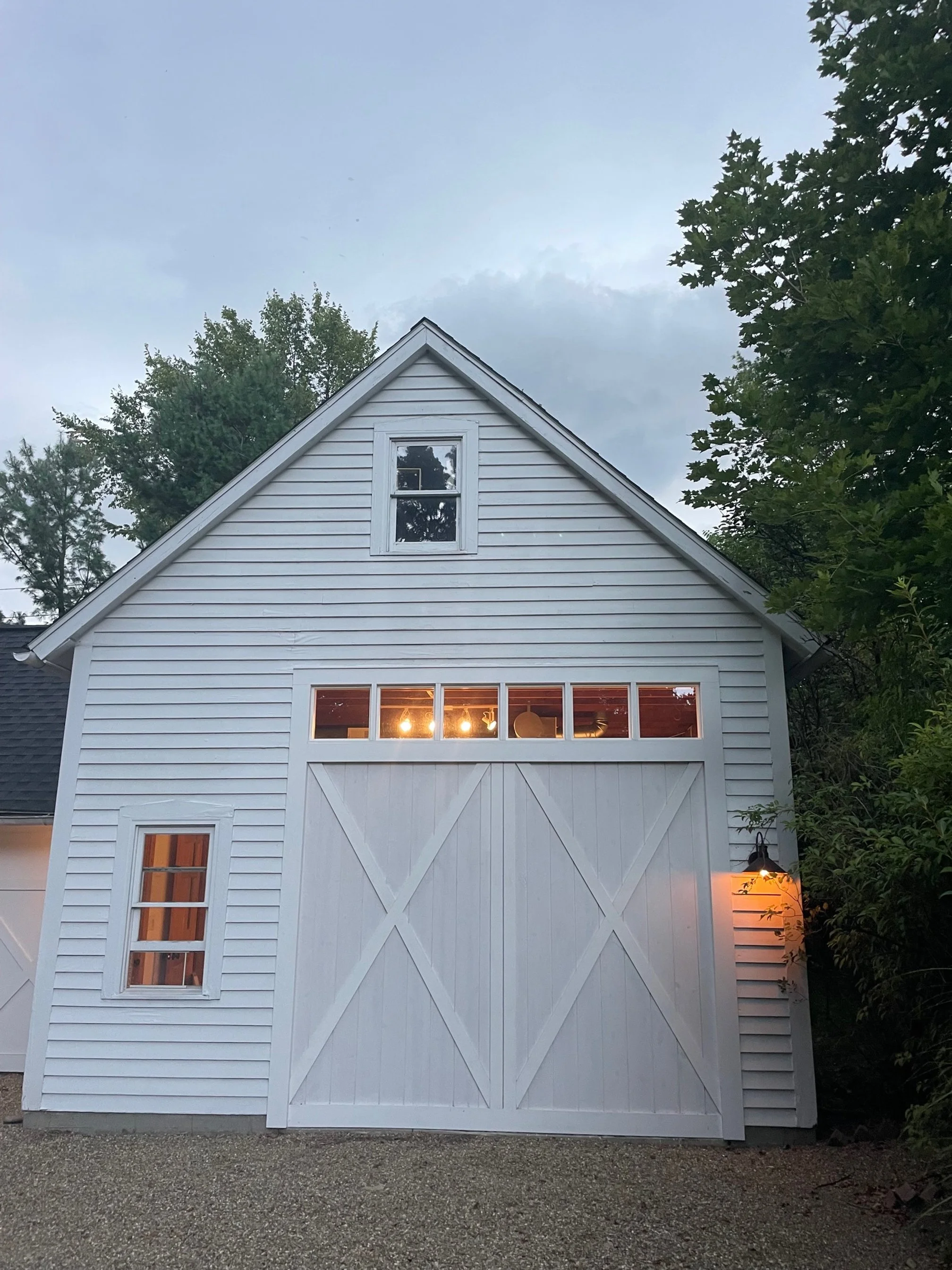A recent pic of my studio at twilight, getting ready to put in a quick session ;) LIGHTS ON lets go!^^^^ . .